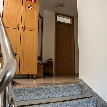 Apartments Basic Visoko Eksteriør billede